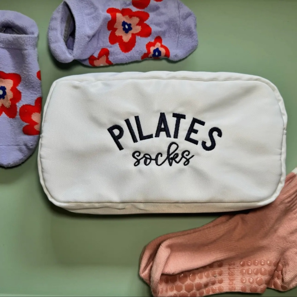 White Pilates Travel Bag NWT